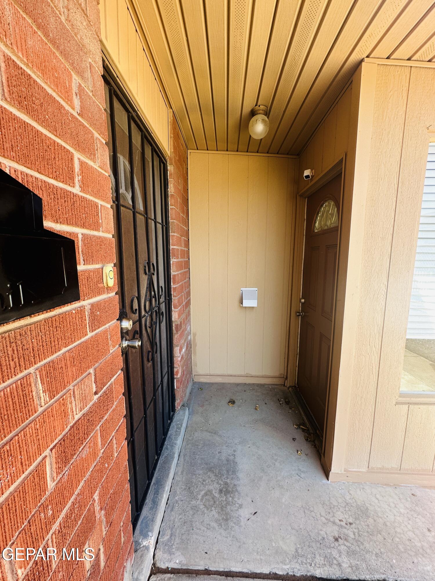 8827 Mount Delano Drive