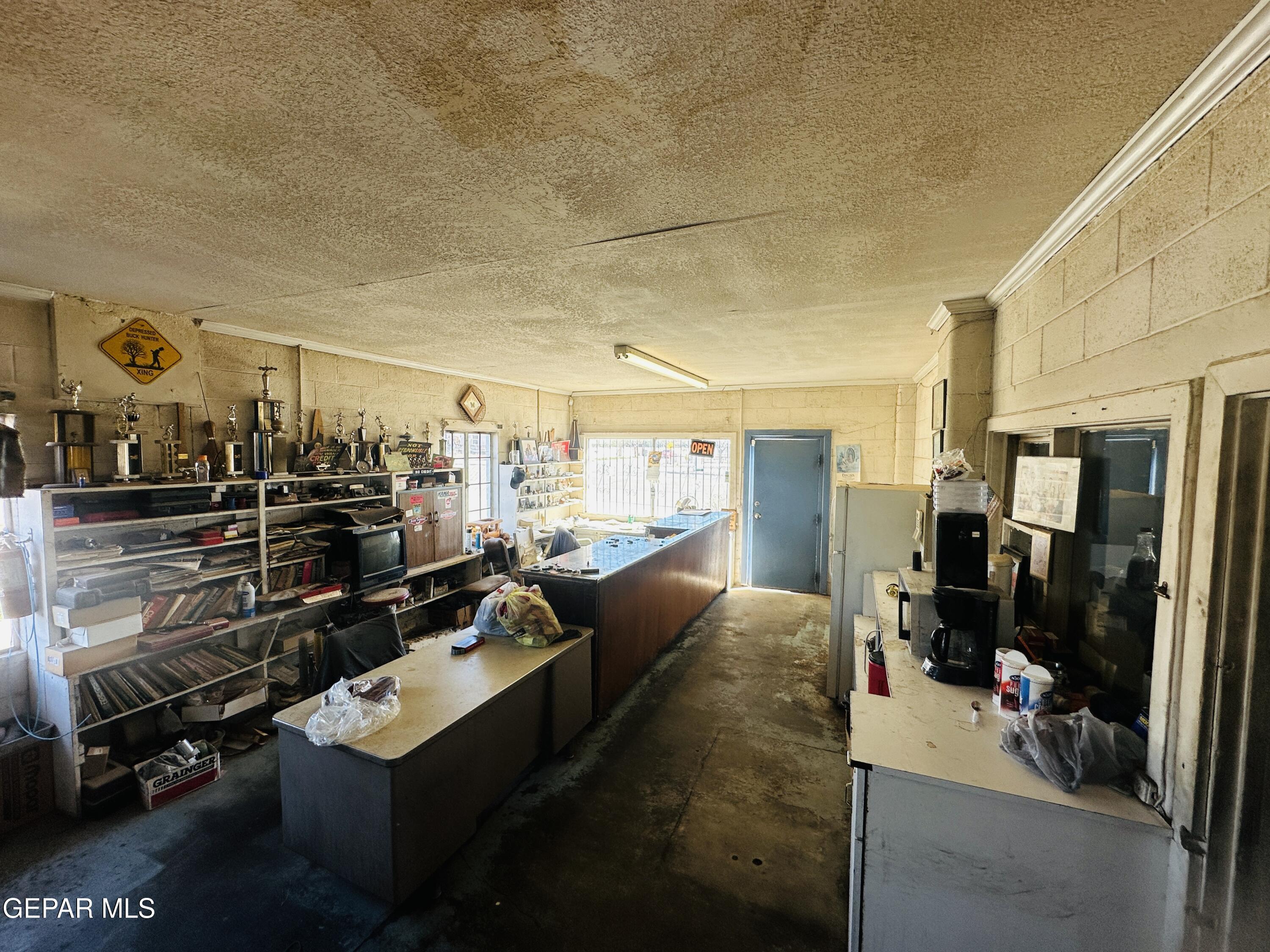 841 S Main & 124 Wildcat Dr. Street