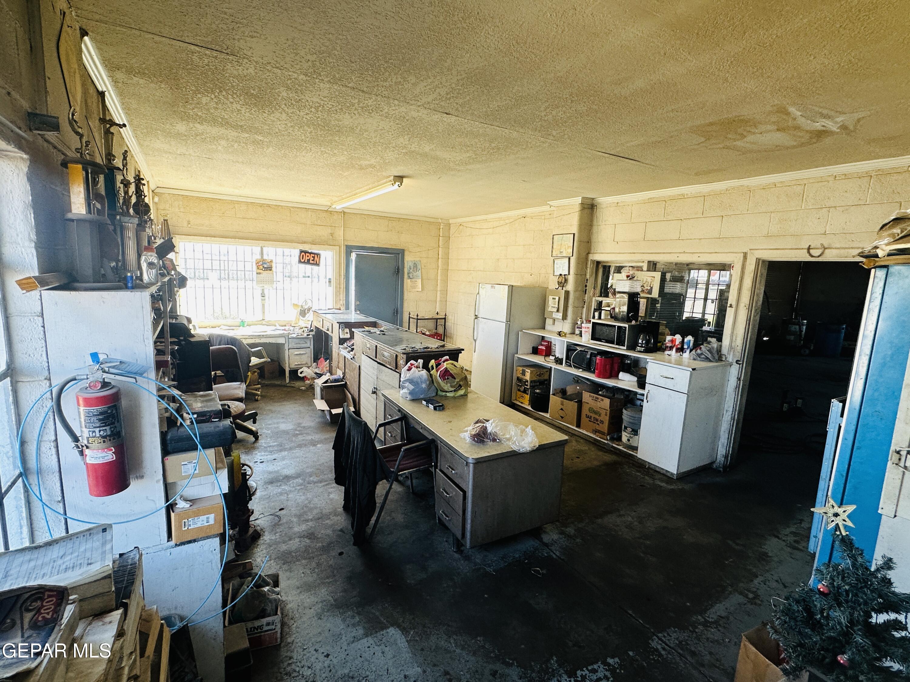 841 S Main & 124 Wildcat Dr. Street