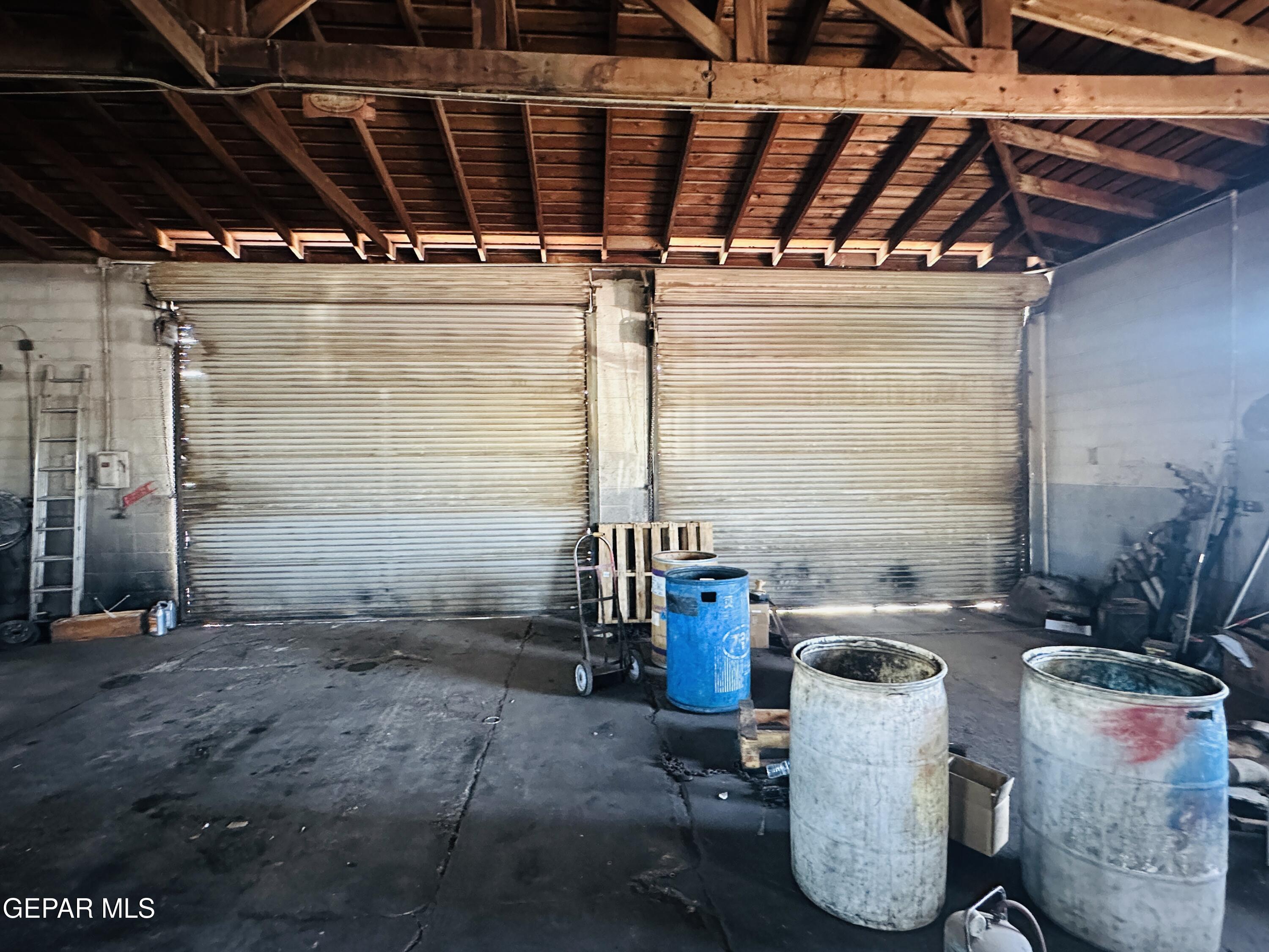 841 S Main & 124 Wildcat Dr. Street