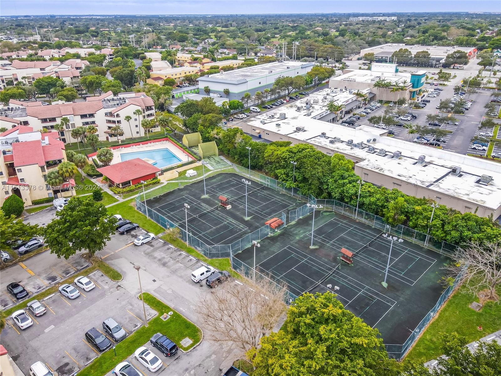 8800 SW 123rd Ct # 106 Unit: J-106