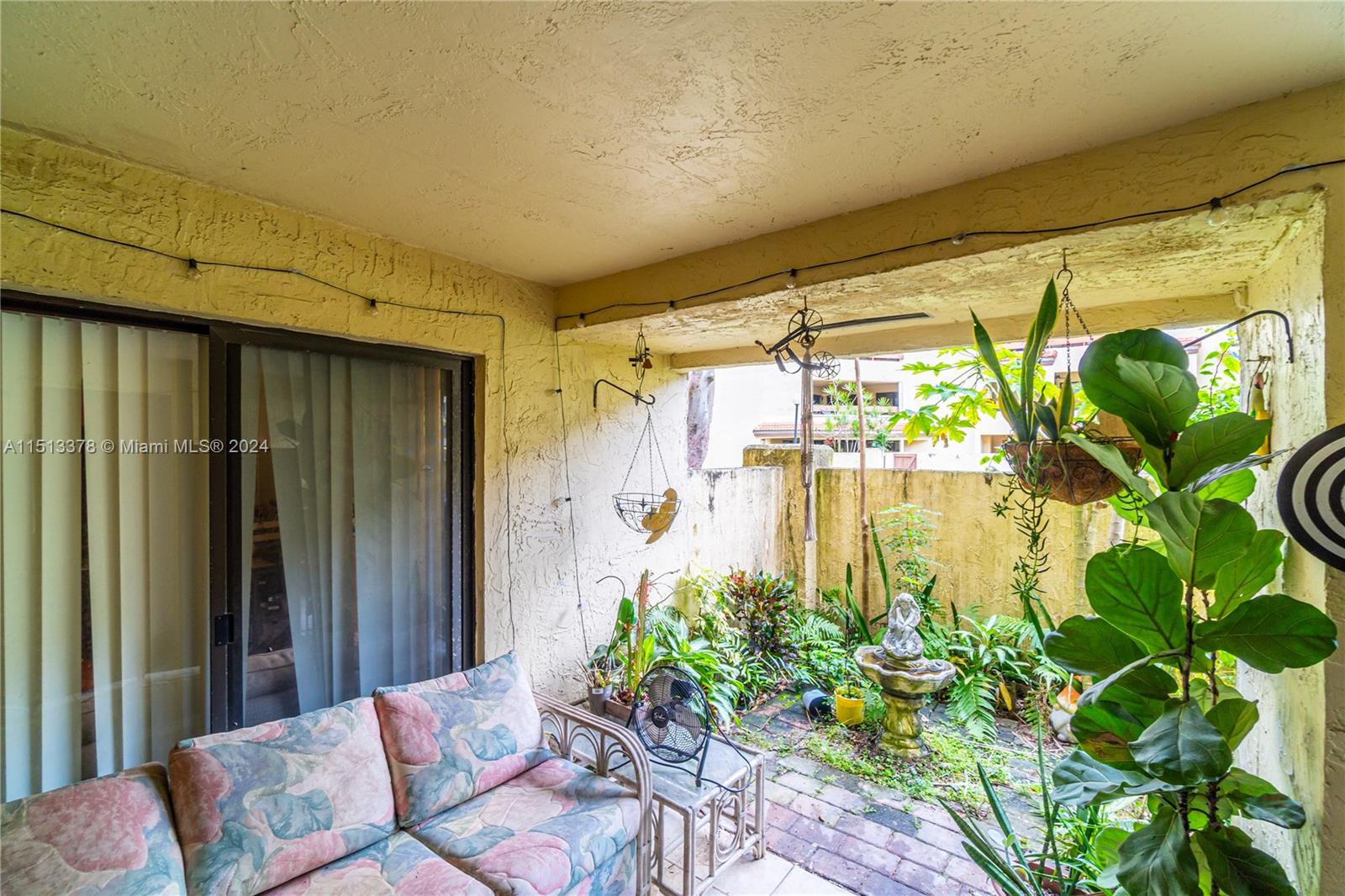 8800 SW 123rd Ct # 106 Unit: J-106