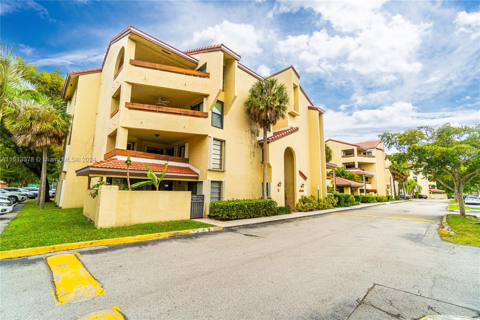8800 SW 123rd Ct # 106 Unit: J-106