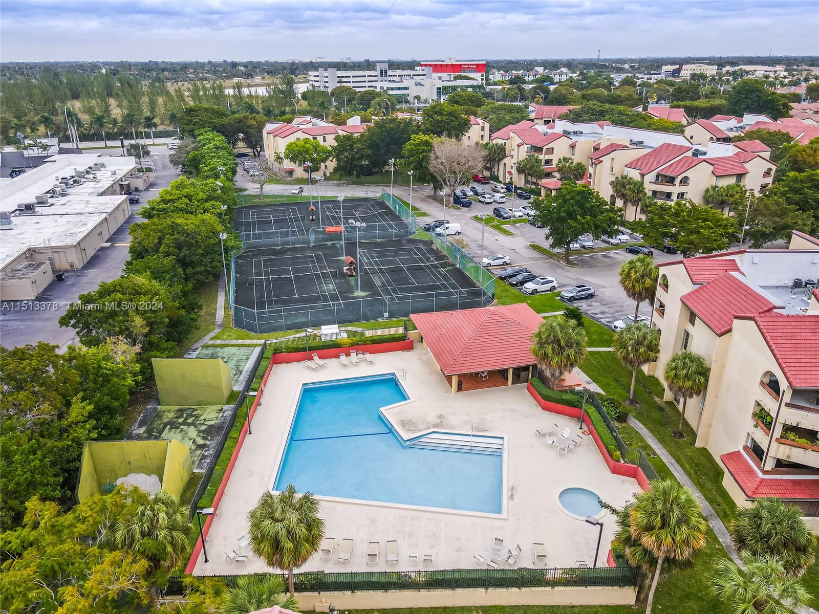 8800 SW 123rd Ct # 106 Unit: J-106