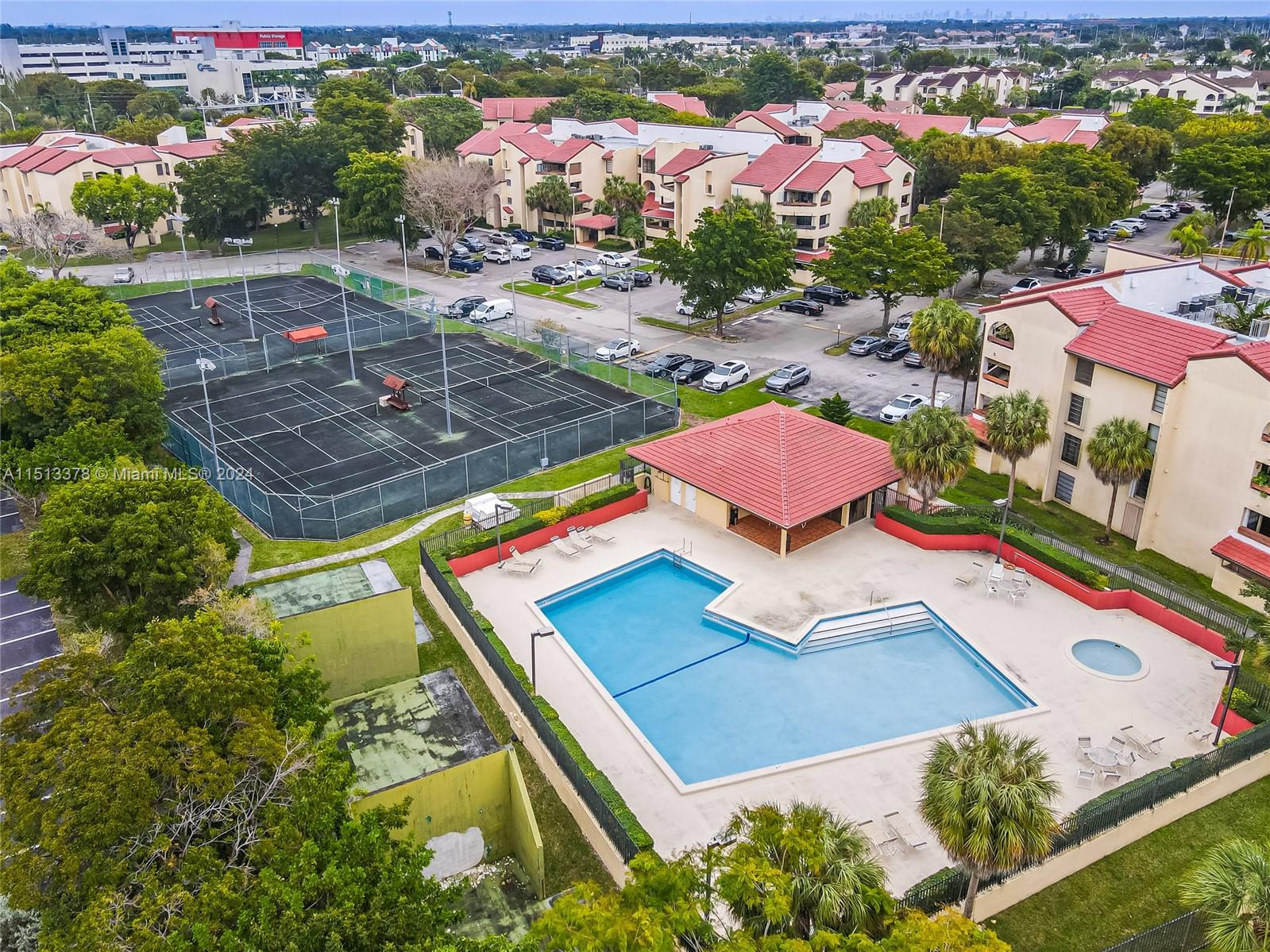 8800 SW 123rd Ct # 106 Unit: J-106