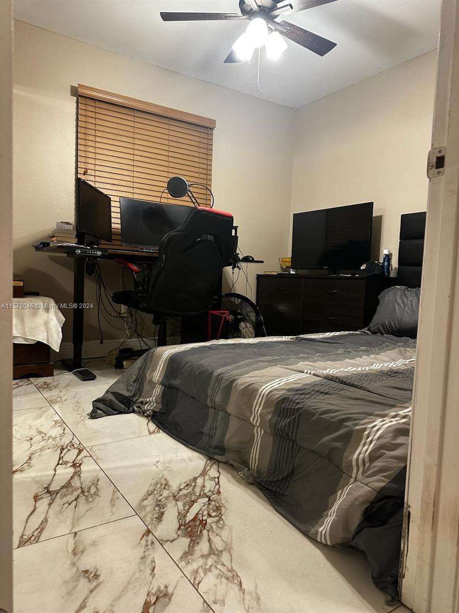 11515 SW 168th Ter