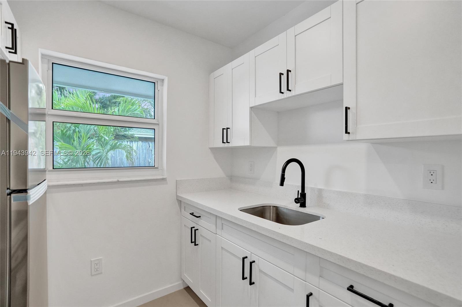 922 NW 4th Ave
