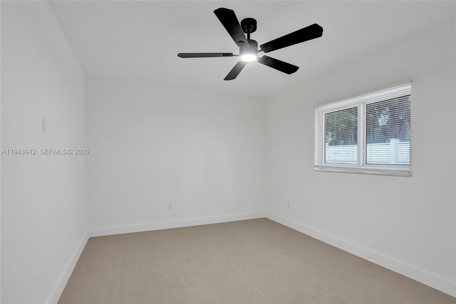 922 NW 4th Ave