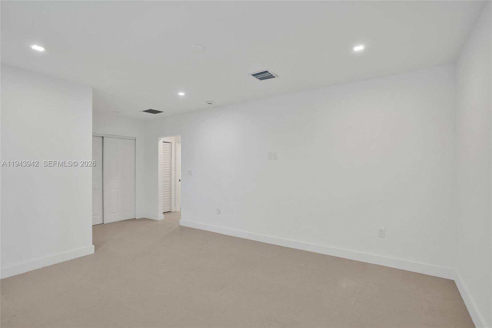 922 NW 4th Ave