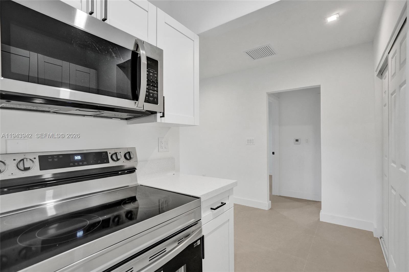 922 NW 4th Ave