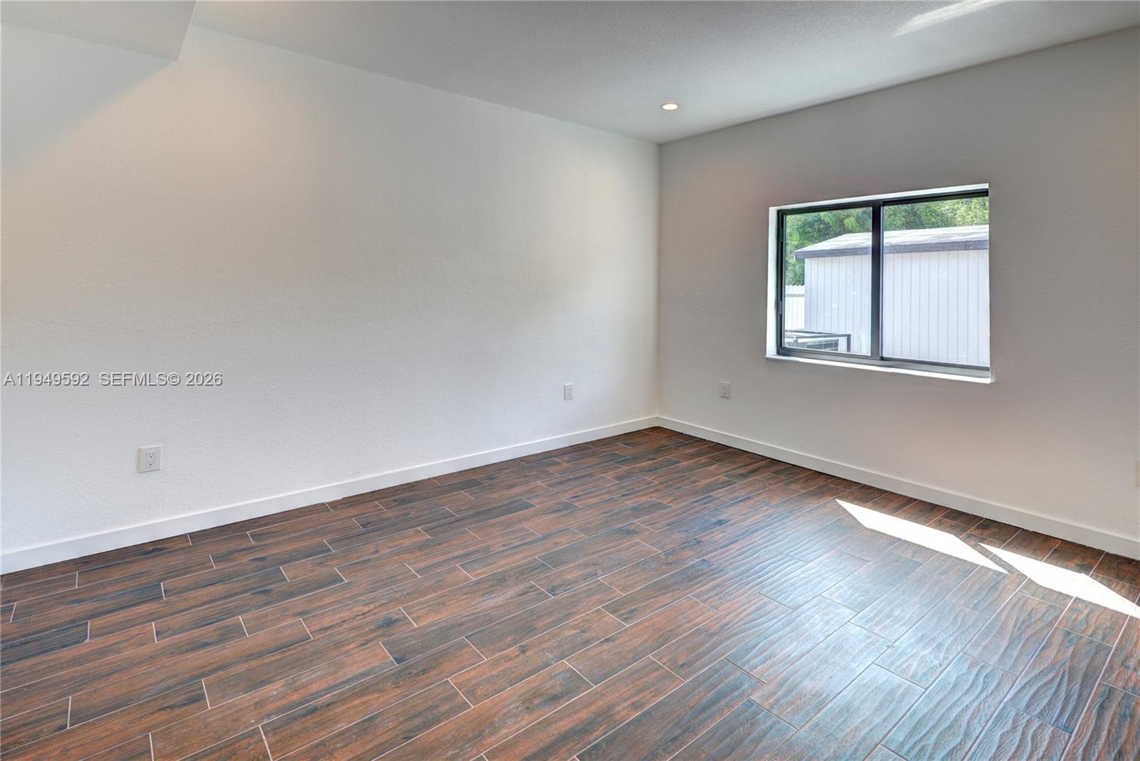 818 NW 47th St