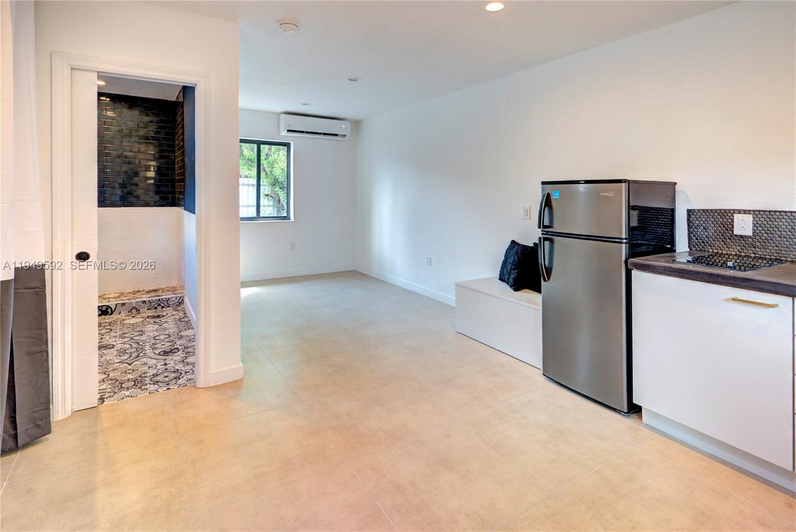 818 NW 47th St