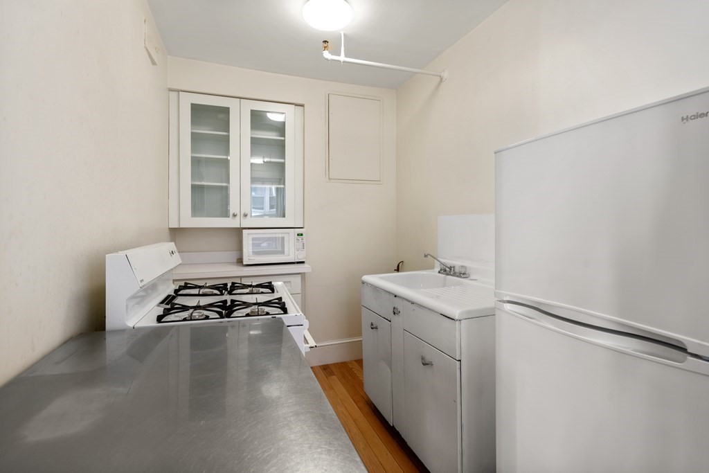 1607 Commonwealth Avenue # 12A