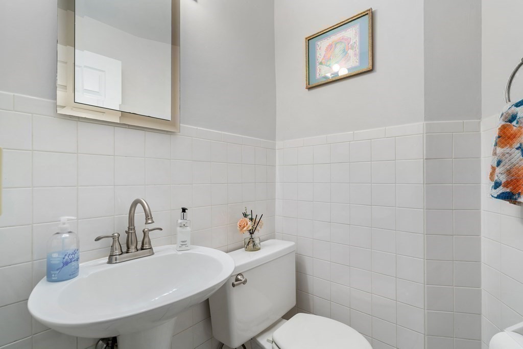 199 Marlborough St # 102