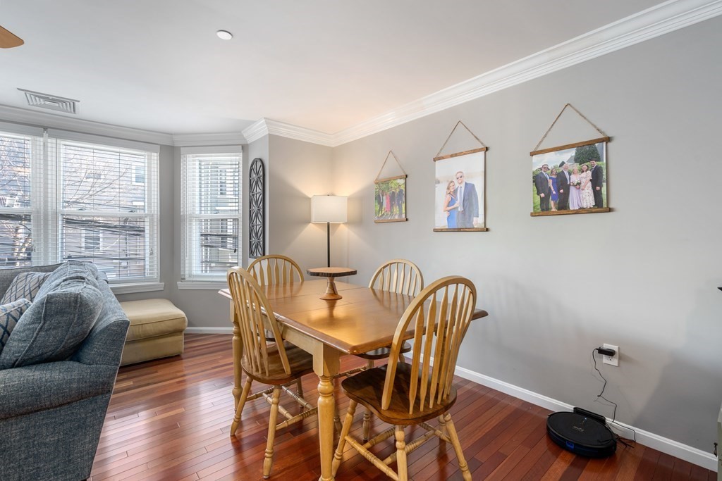 165 W 6th Street # F