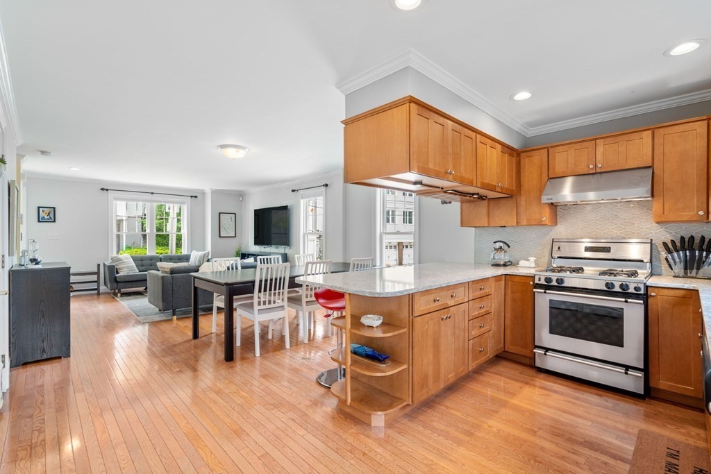 3 Stockwell Street # 1