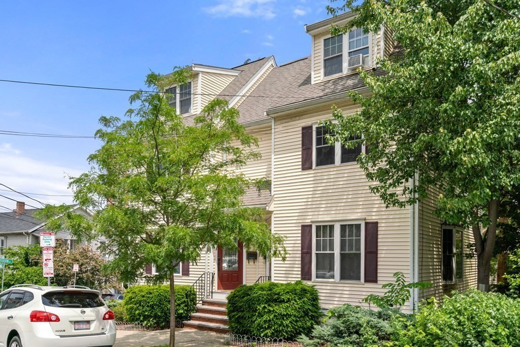 3 Stockwell Street # 1