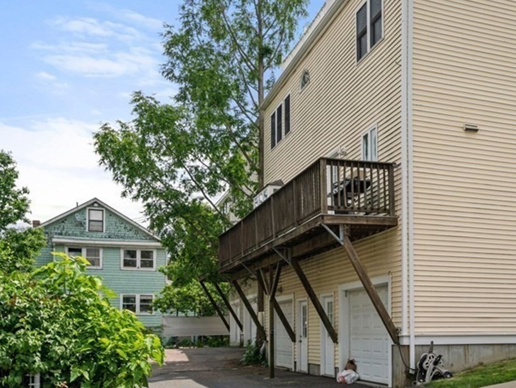 3 Stockwell Street # 1