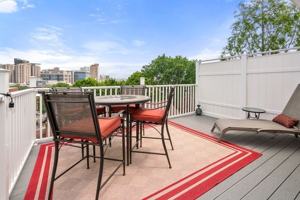 3 Stockwell Street # 1