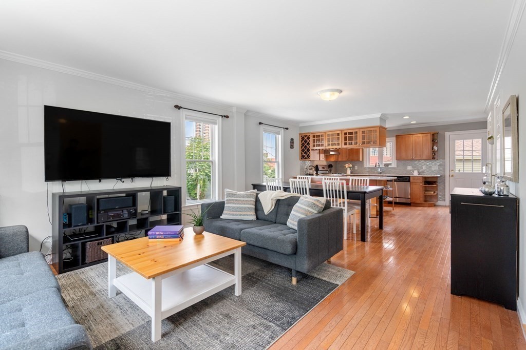 3 Stockwell Street # 1