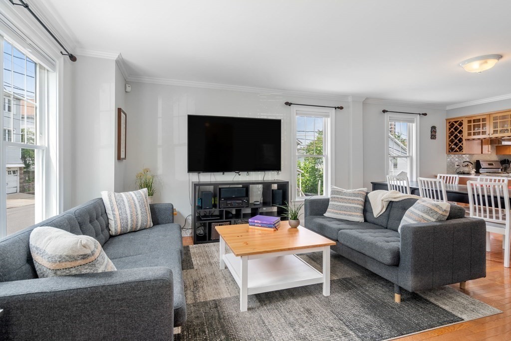 3 Stockwell Street # 1