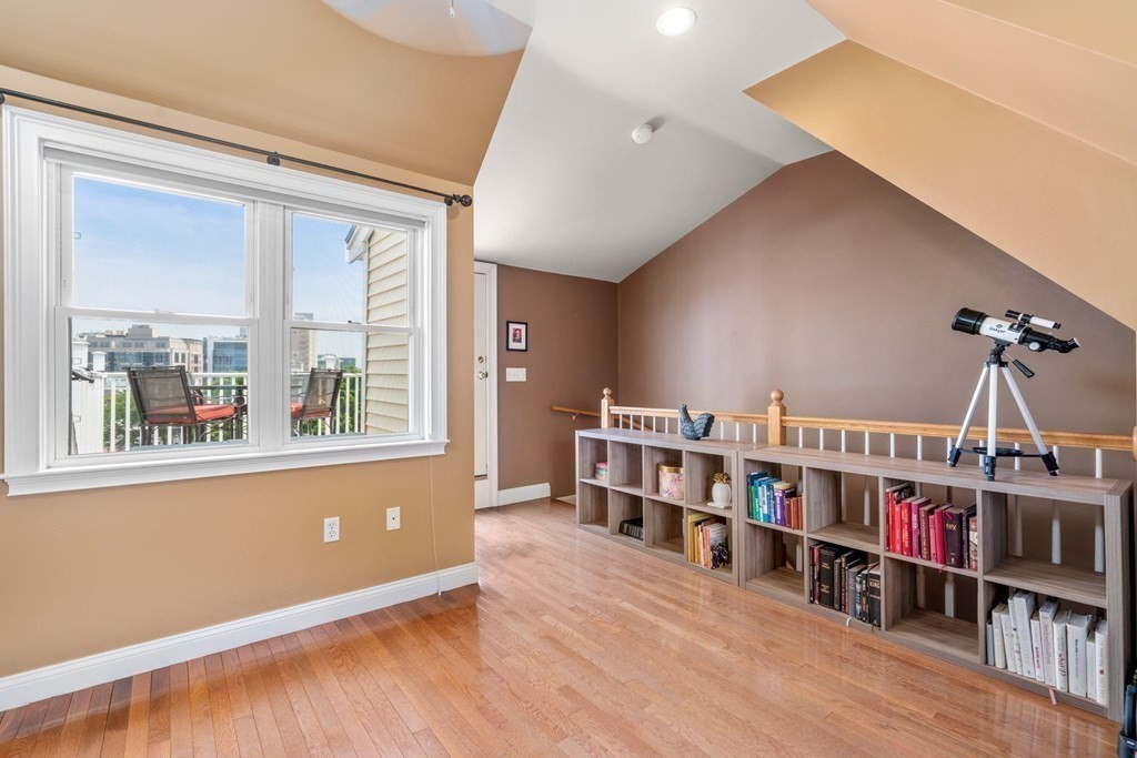 3 Stockwell Street # 1