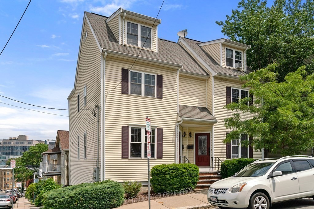 3 Stockwell Street # 1