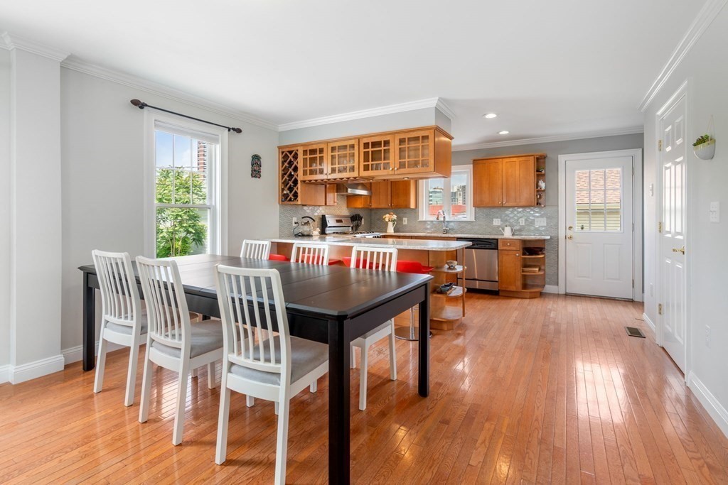 3 Stockwell Street # 1