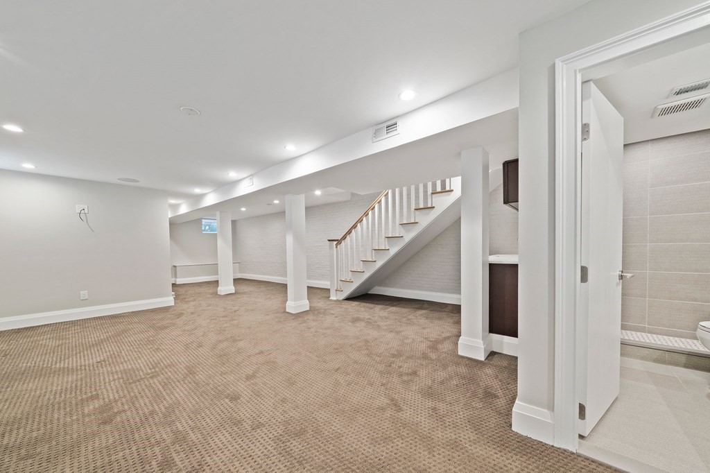 101 Rosseter St # 101