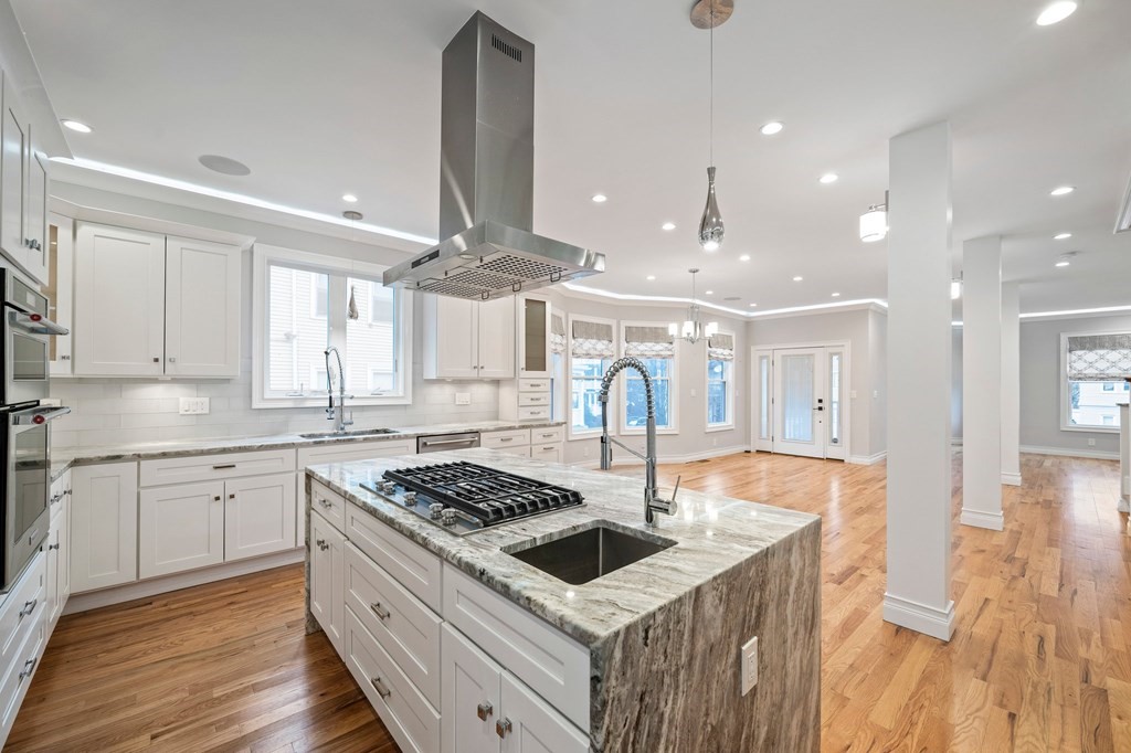 101 Rosseter St # 101