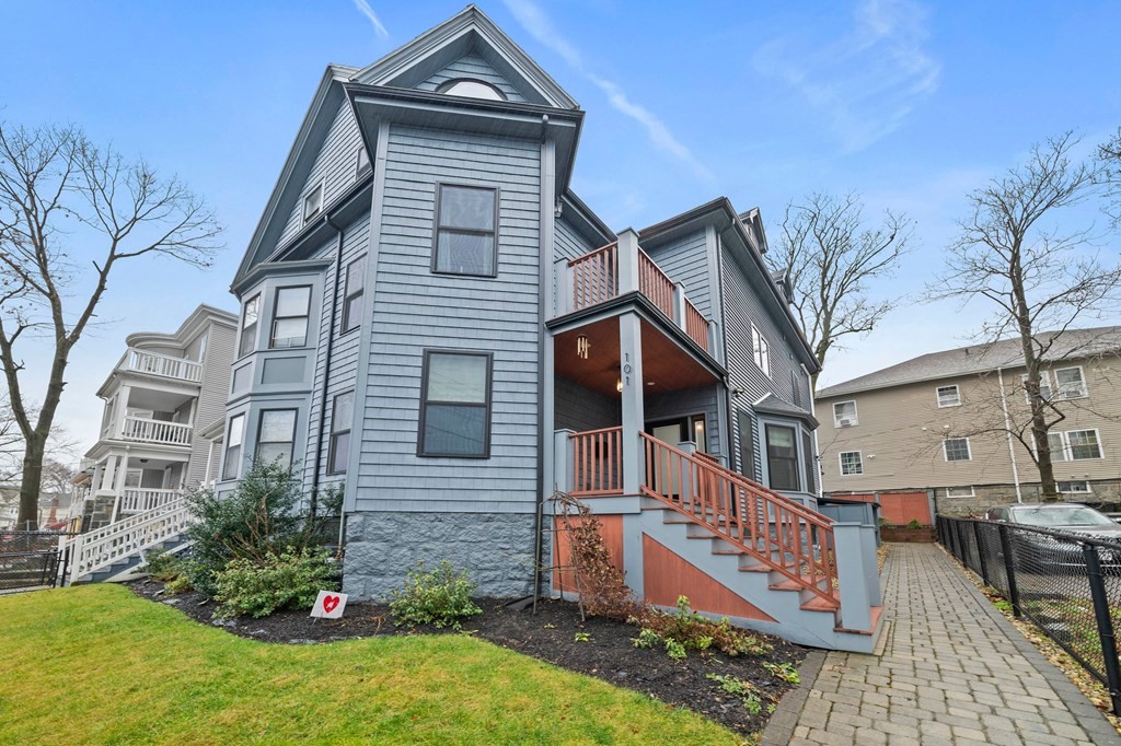 101 Rosseter St # 101