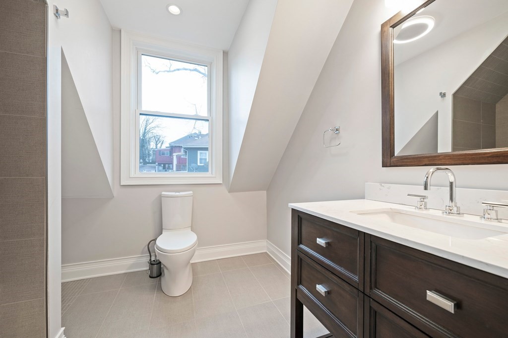 101 Rosseter St # 101