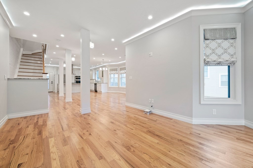 101 Rosseter St # 101