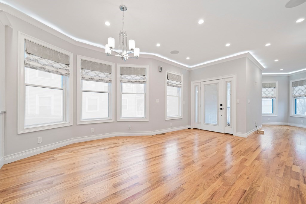 101 Rosseter St # 101