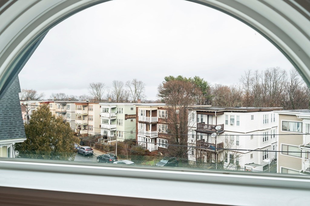 101 Rosseter St # 101