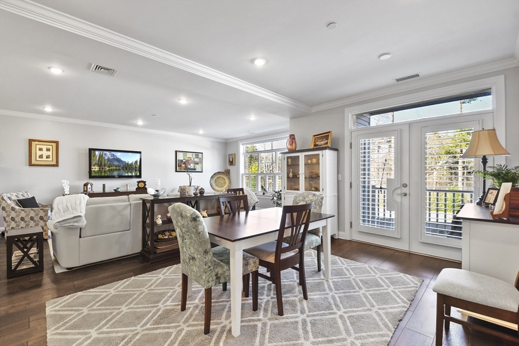 635 Old Post Road # 108