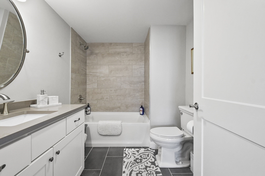 635 Old Post Road # 108