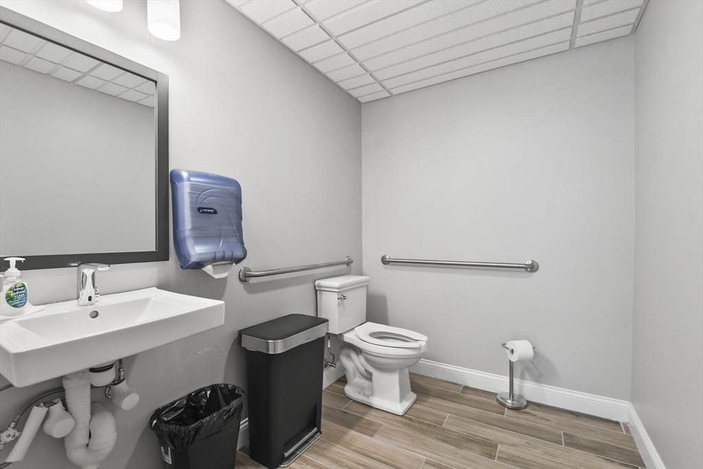 635 Old Post Road # 108