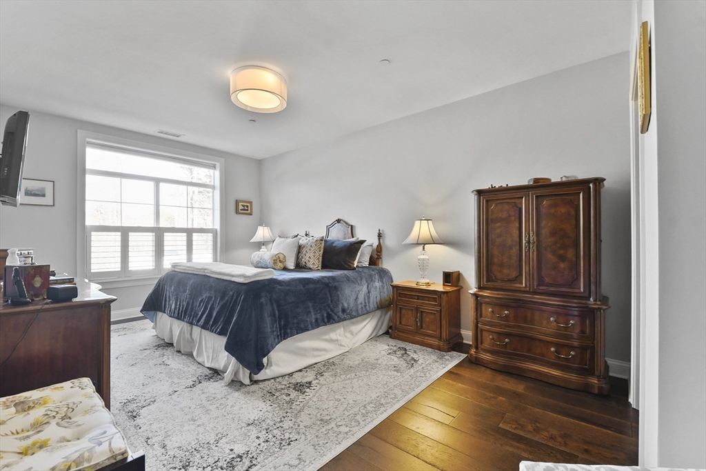 635 Old Post Road # 108