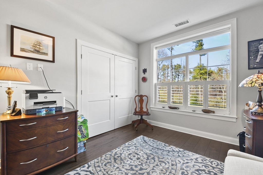 635 Old Post Road # 108