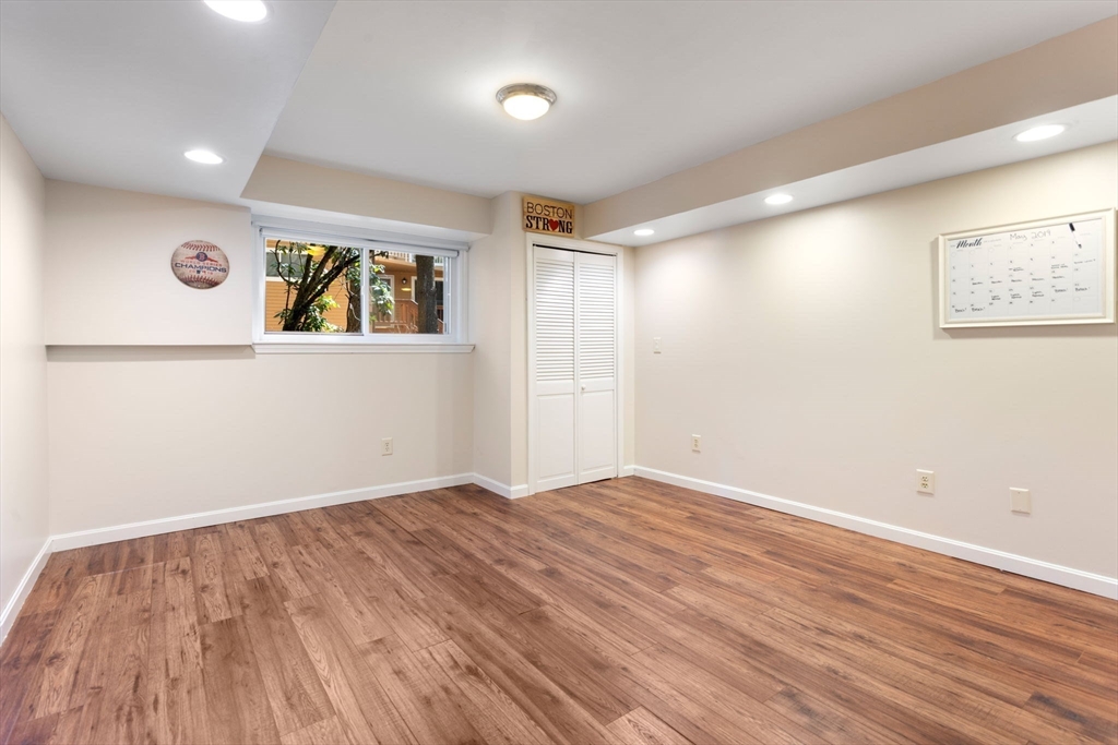 106 Captain Eames Circle # 106