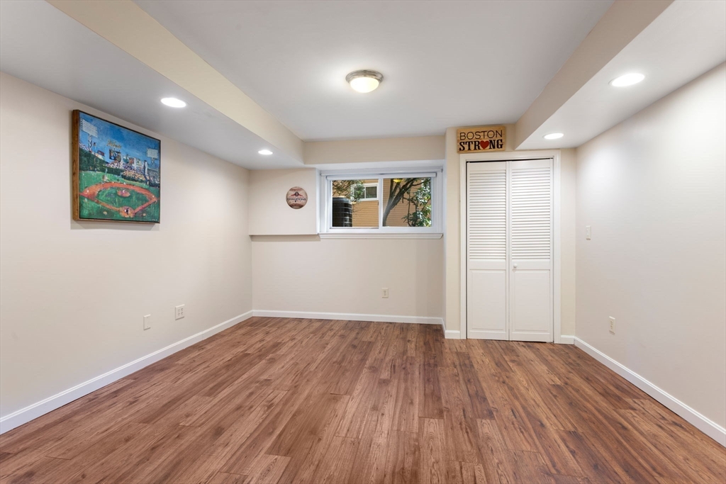 106 Captain Eames Circle # 106