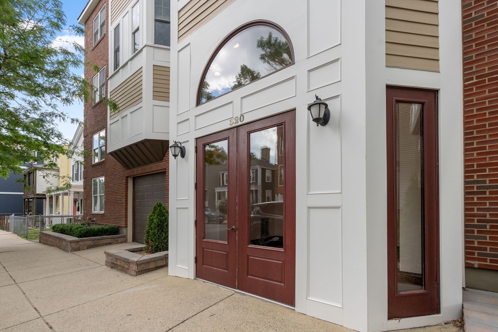 312-320 West 3rd Street # 301