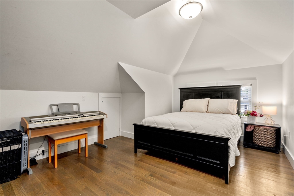 491-493 Ashmont Street # 3