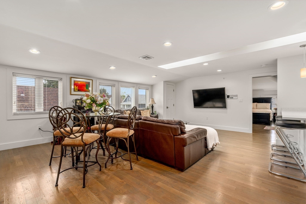 491-493 Ashmont Street # 3