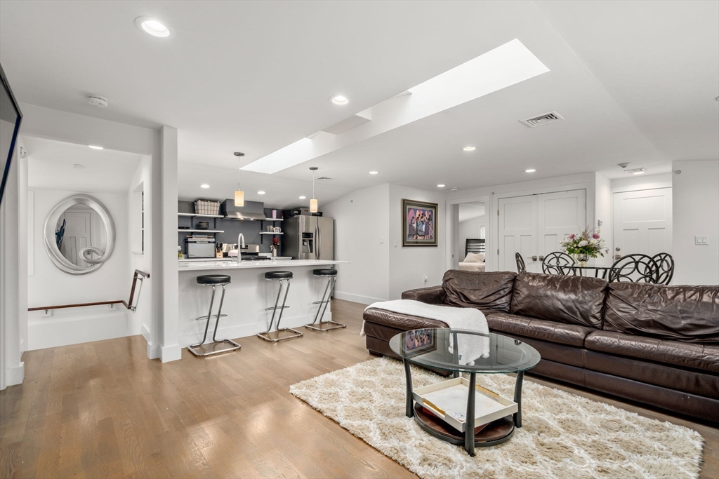 491-493 Ashmont Street # 3