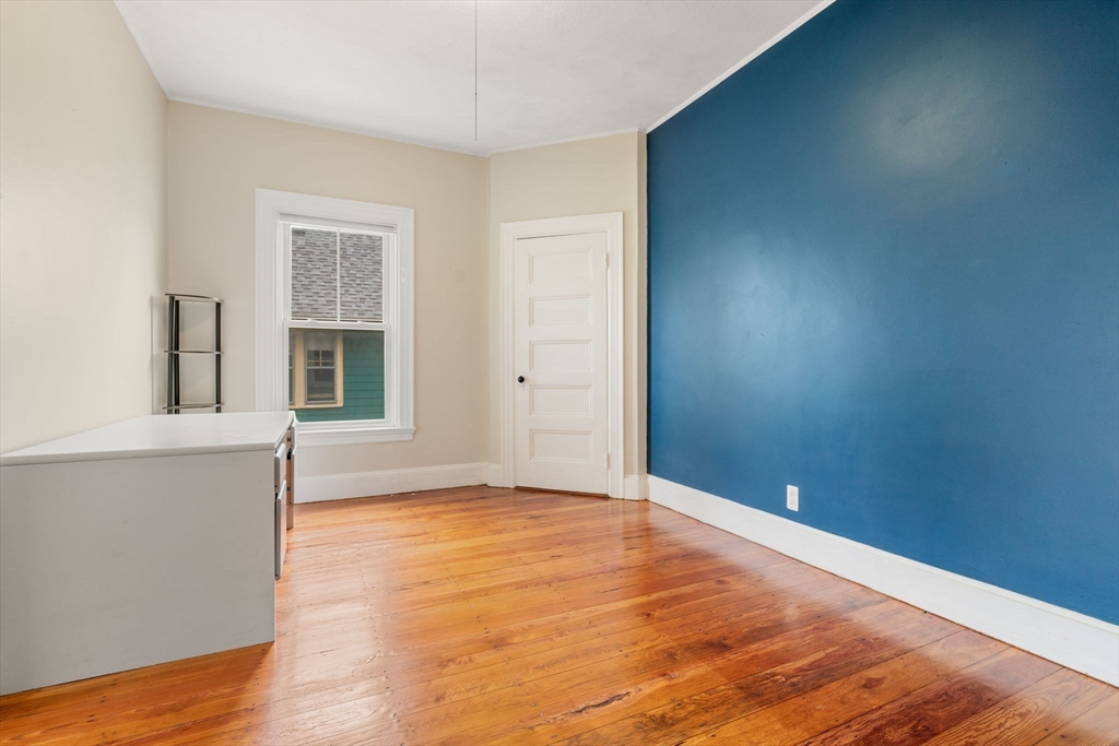 28 Bayard Street # 2