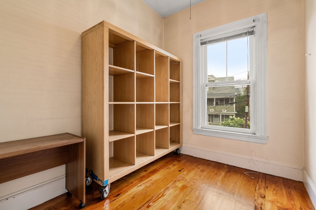 28 Bayard Street # 2