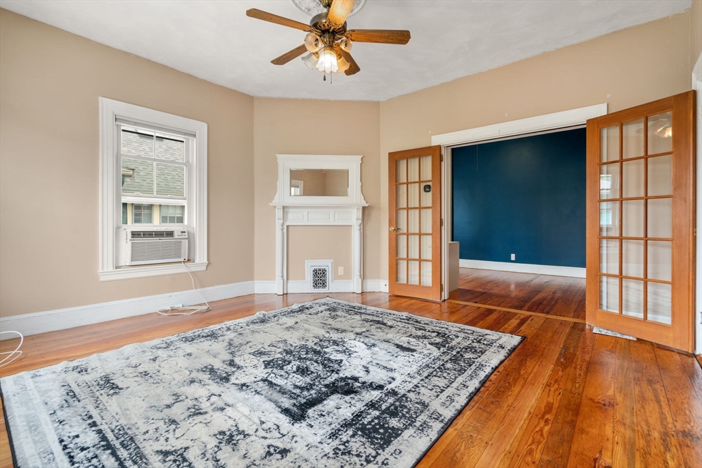 28 Bayard Street # 2