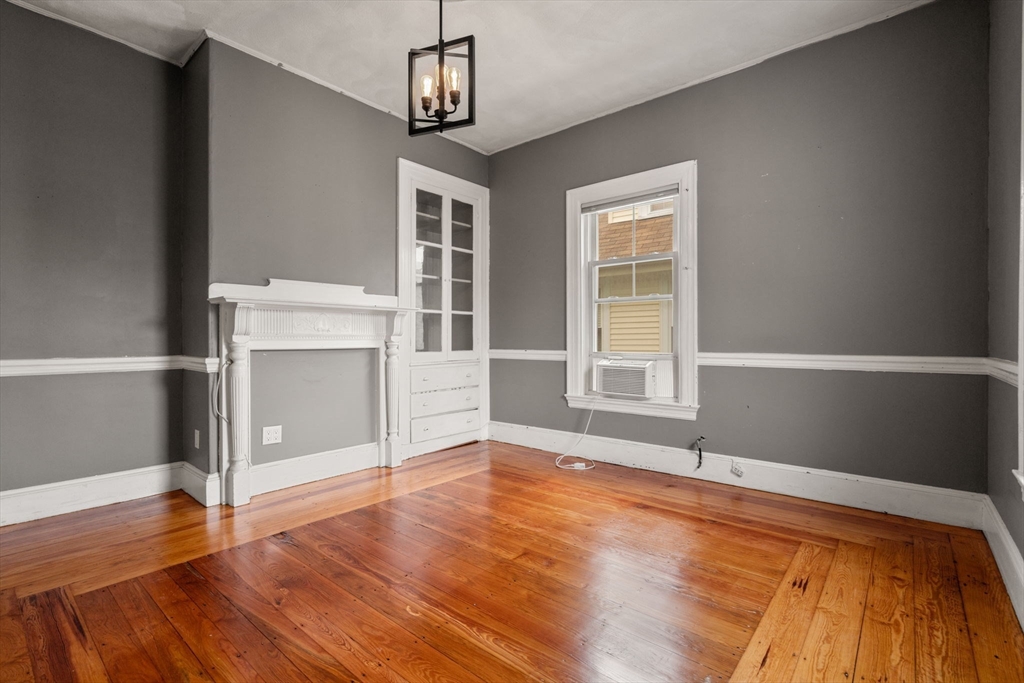 28 Bayard Street # 2